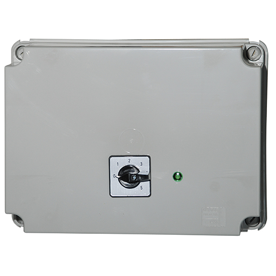 varvtalsregulatorn, 5 hastigheter, 5 A, 400 V