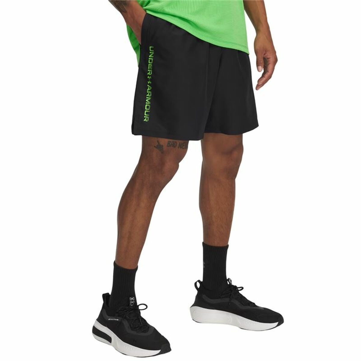 Sportshorts för män Under Armour Tech Svart Fitness