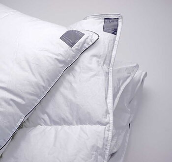 Hotelltäcke 1050g 220 x 210 cm