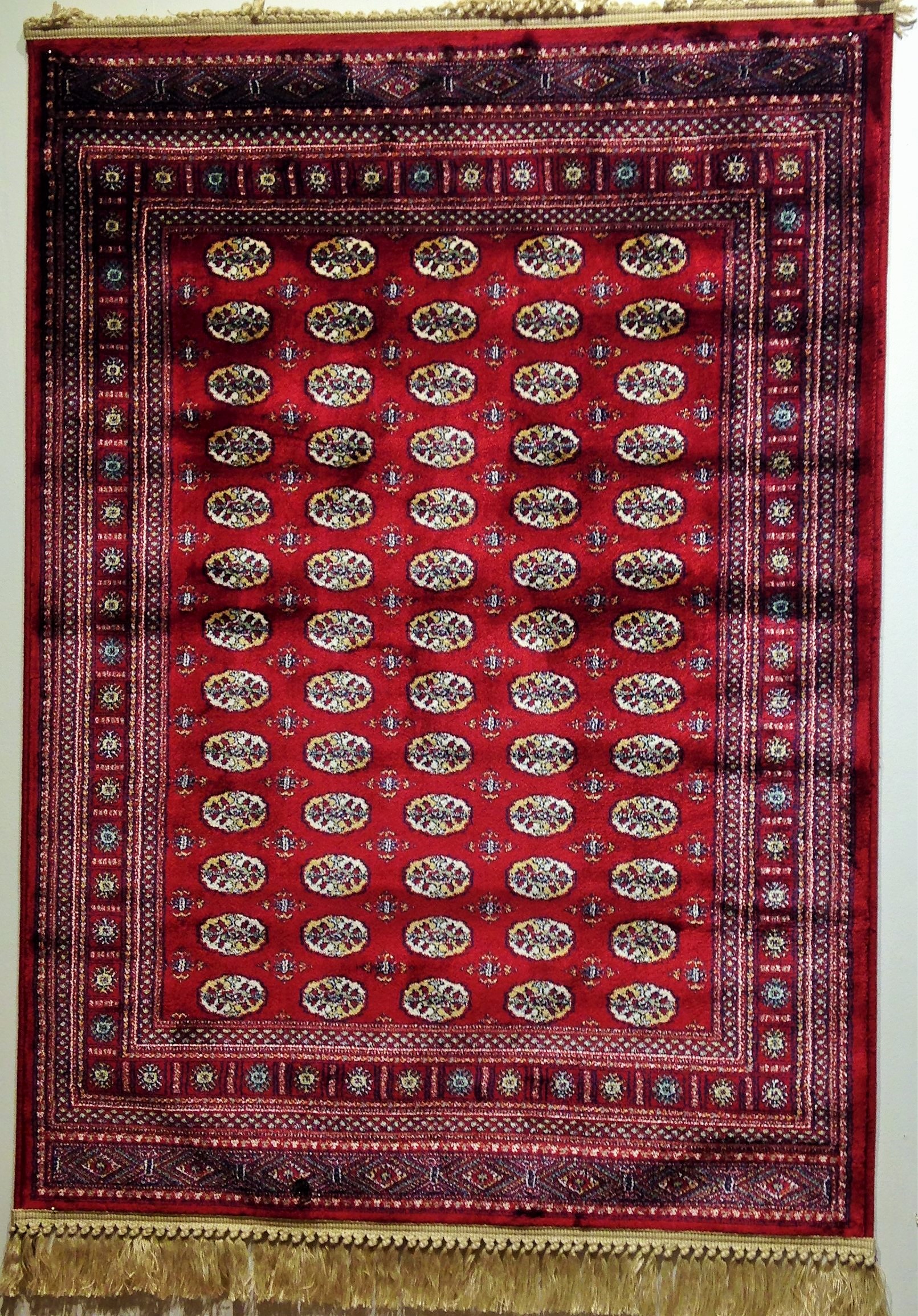 Oriental Bouchara röd finns i  67 x 105 och 100 x 140 - 2