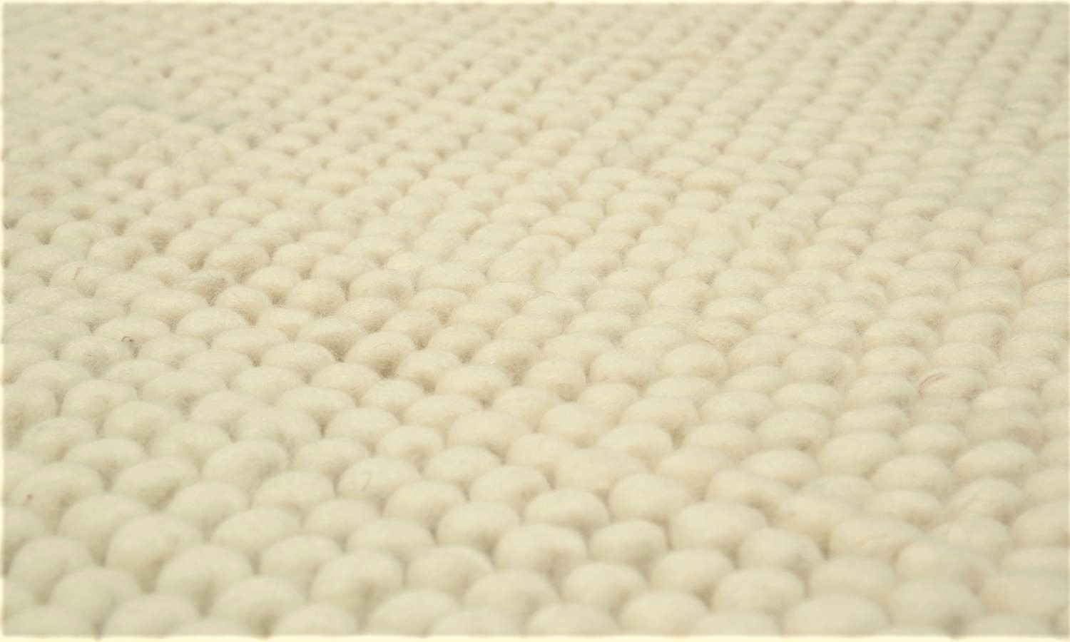 Bollmatta Nature vit 60 x 90,140 x 200,160 x 230, 200 x 290, 240 x 340, 150 rund, 200 rund