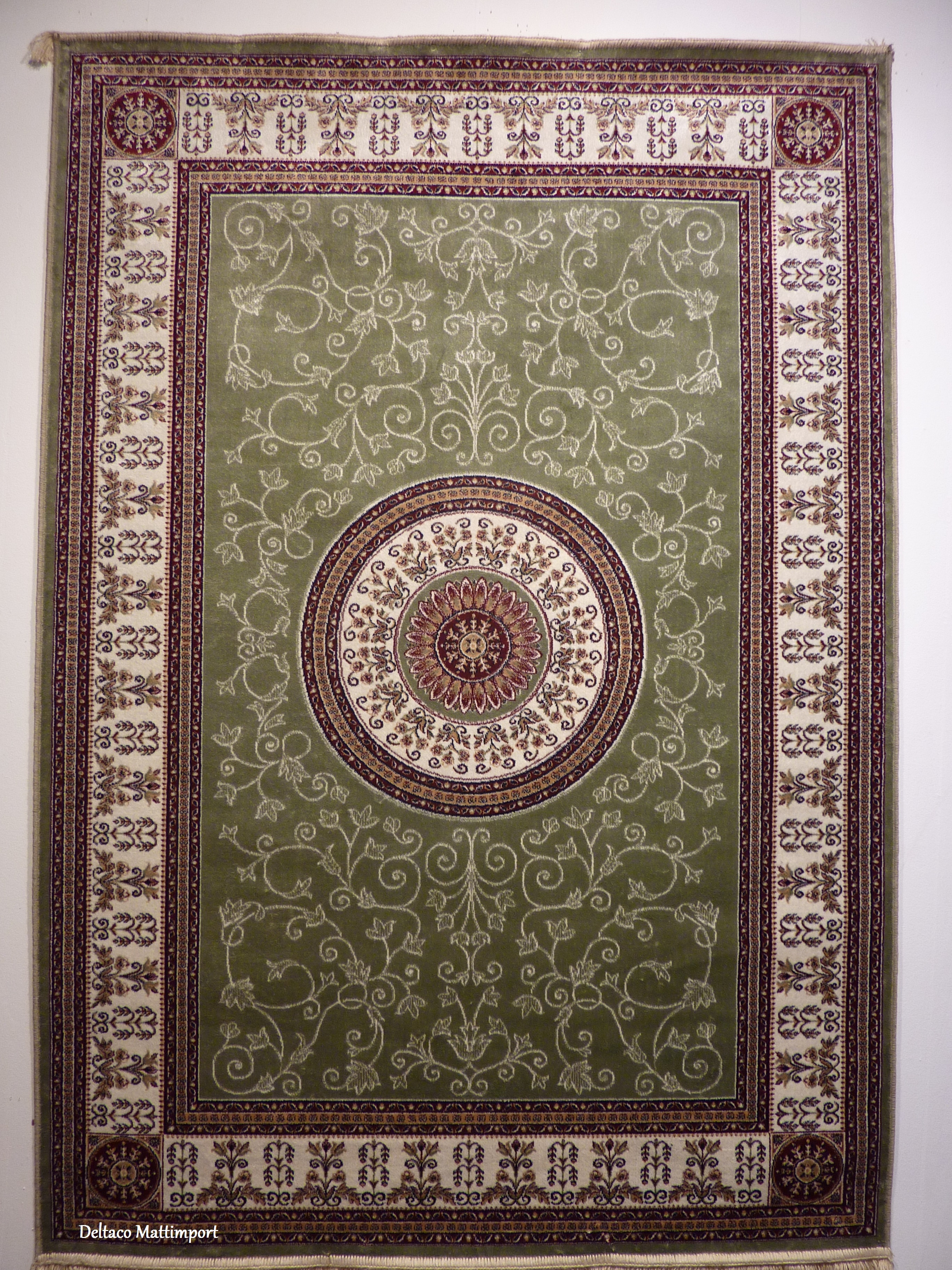 Circle creme, mörkblå finns i 160 x 230 Rek.-pris 2 500:- - 2