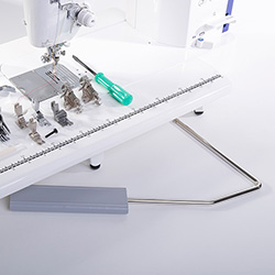 JUKI TL-2200qvp mini.  Kraft och precision i ett kompakt format - 8