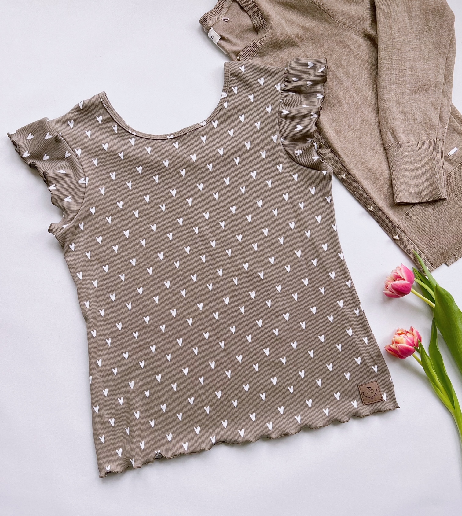 HEARTS RIBBED - TAUPE - 8