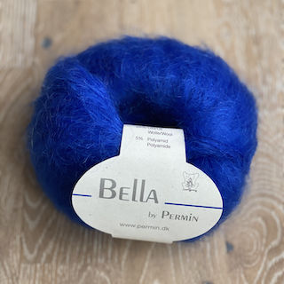 Bella  - 26