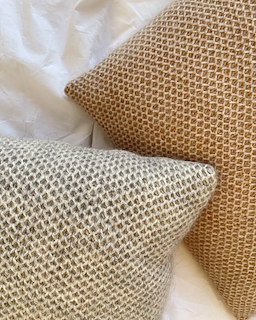 Honey Pillow, PetiteKnit