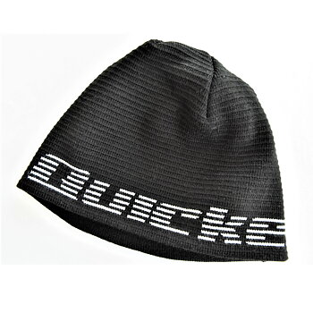 QUICKE KNITTED HAT