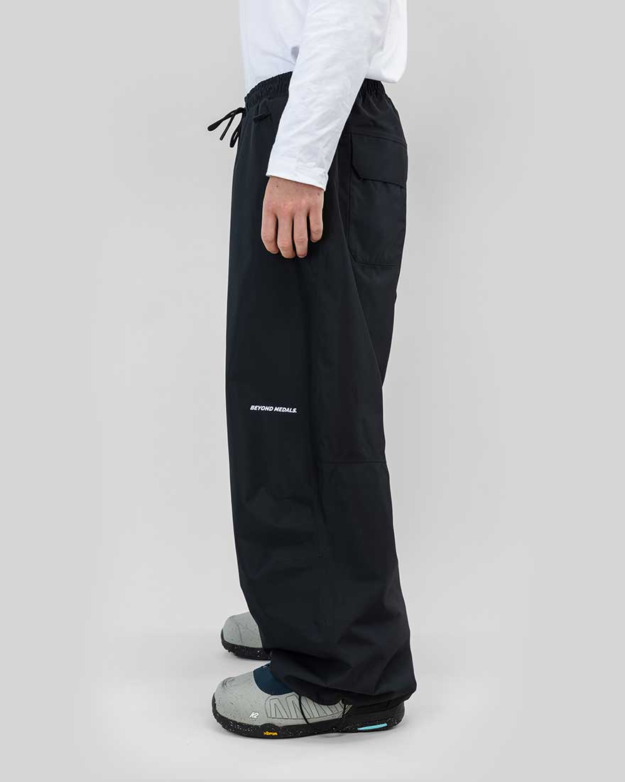 Beyond Medals - Park Pants Black - 4