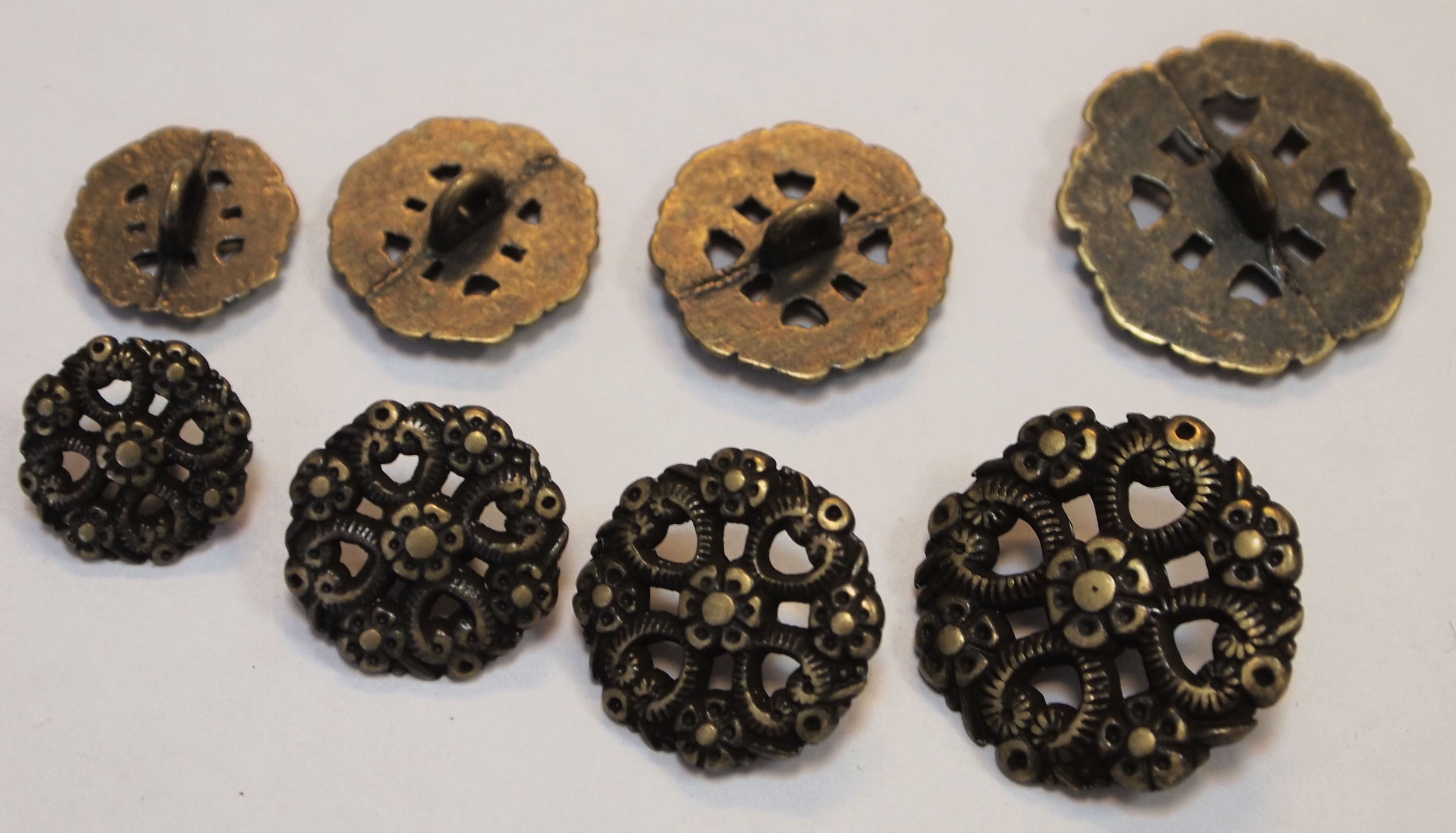 Metallknappar Antik Mässing 15, 18, 20 & 25
