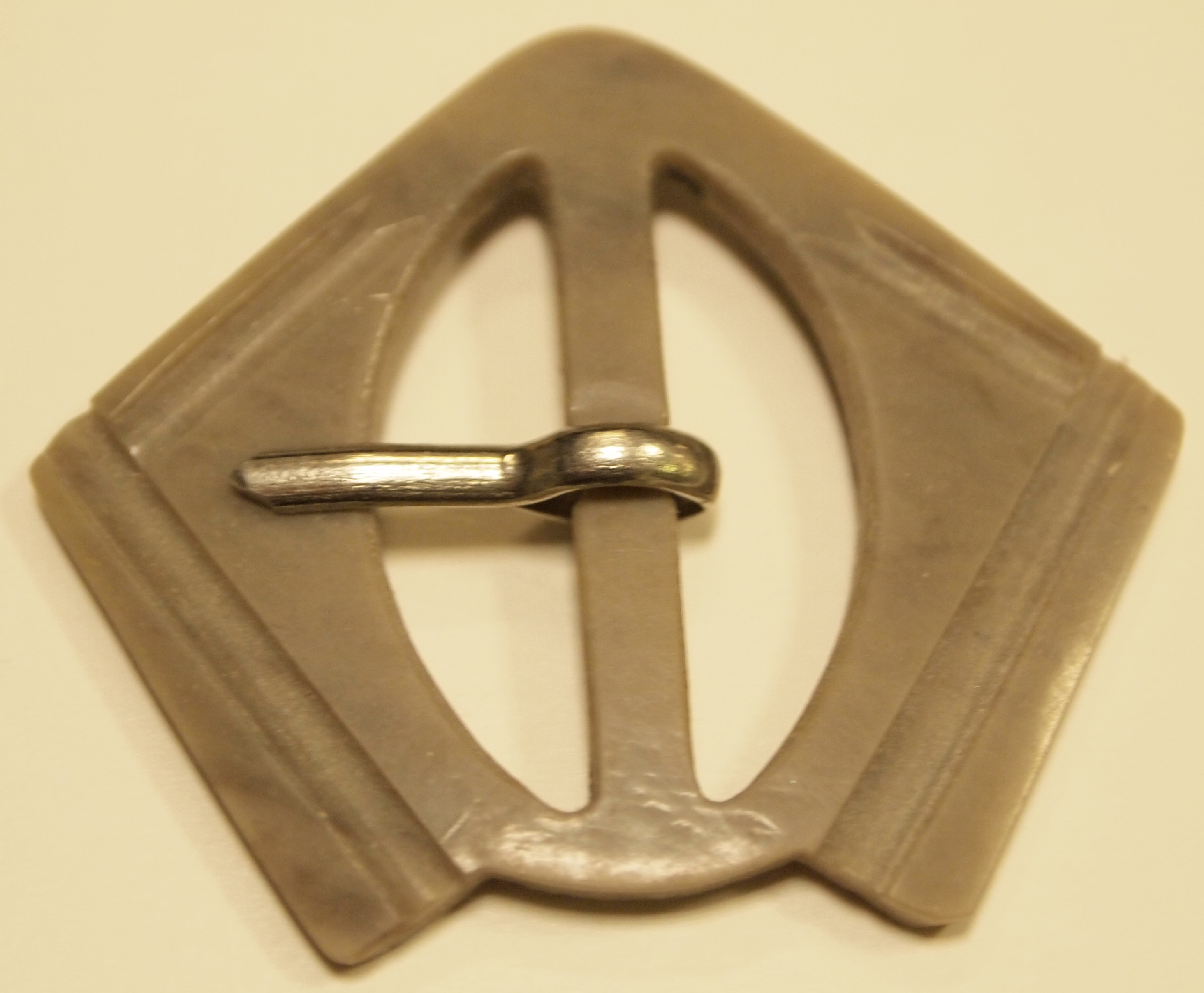 Vintage Plastspännen i olika färger 25 - 2