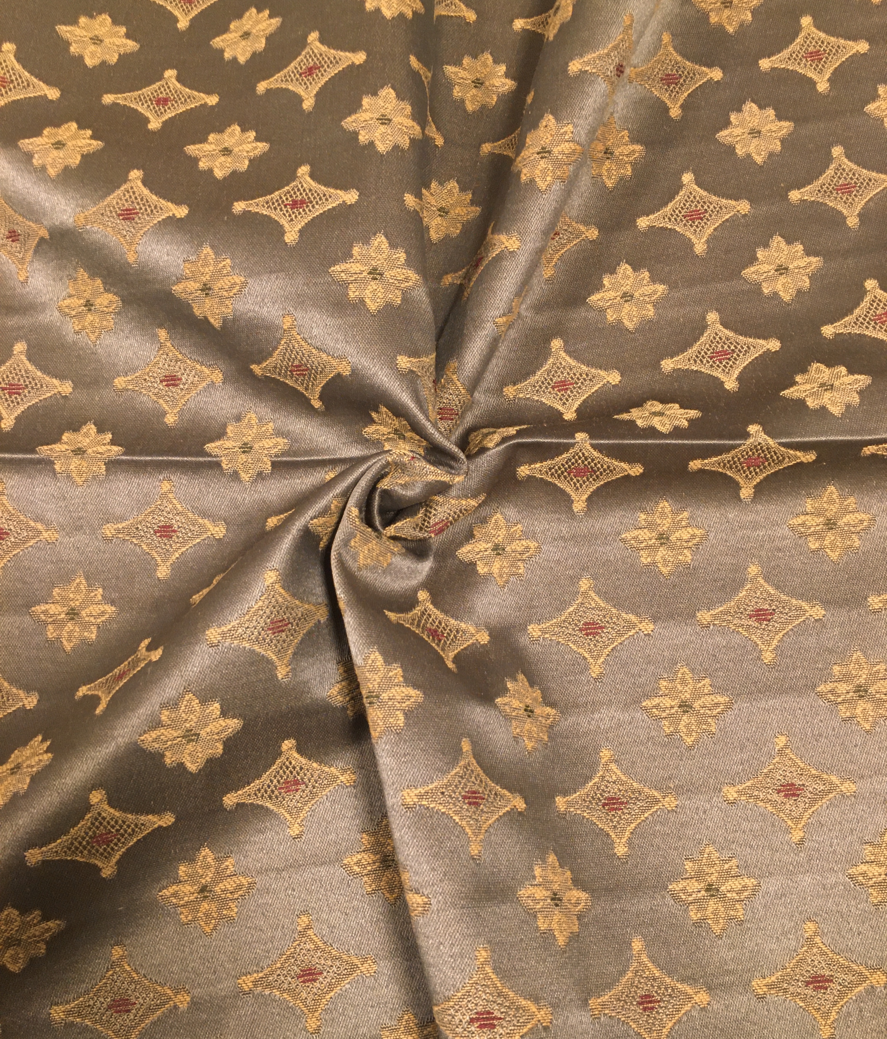 Jacquard Beige