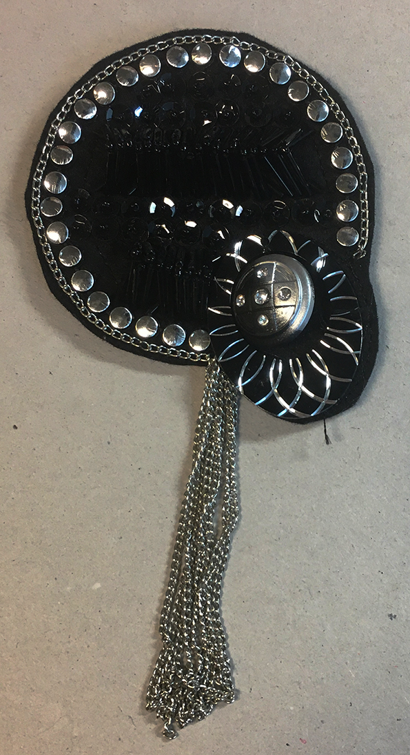 Svart Applikation med Strass & Kedjor