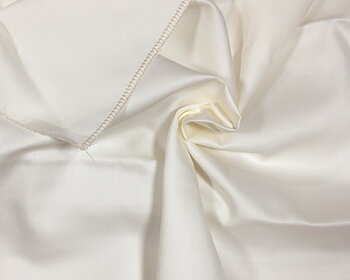 Satin Offwhite