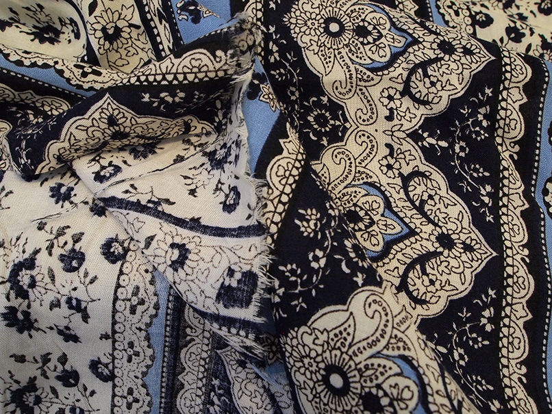 Thai flowery stripes - 2