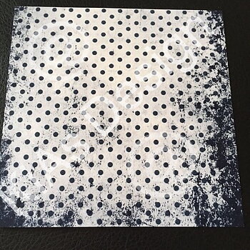 005 KD mp blue dots with grunge frame