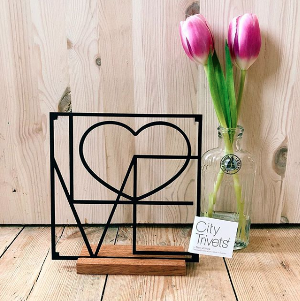TRIVET LOVE