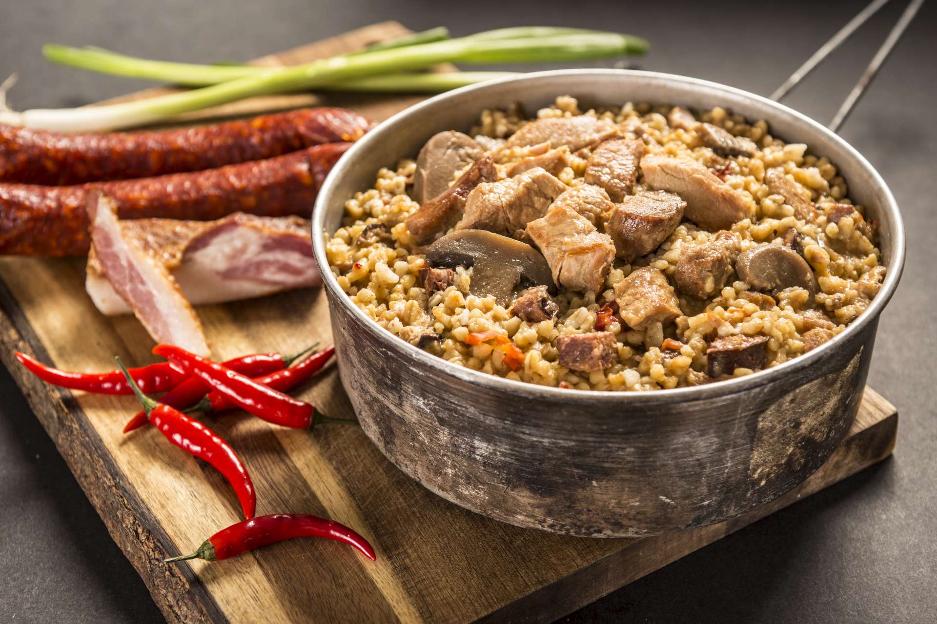 Adventure Menu | Würzige Fleischmischung mit Bulgur  | MRE | 400g - 2