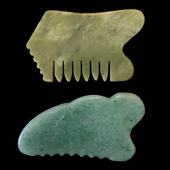 Gua Sha -Green jade Comb - 7