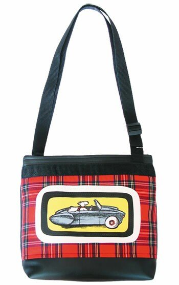 61-610 SHOULDERBAG Morris in car