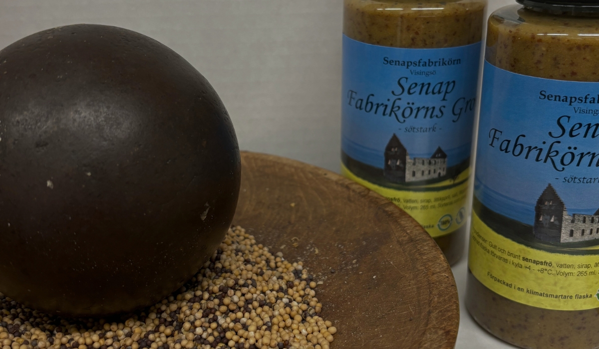 Knärullad Senap byter namn till Fabrikörns Grova Senapen med historia - Lika god sedan 1985 Läs mer