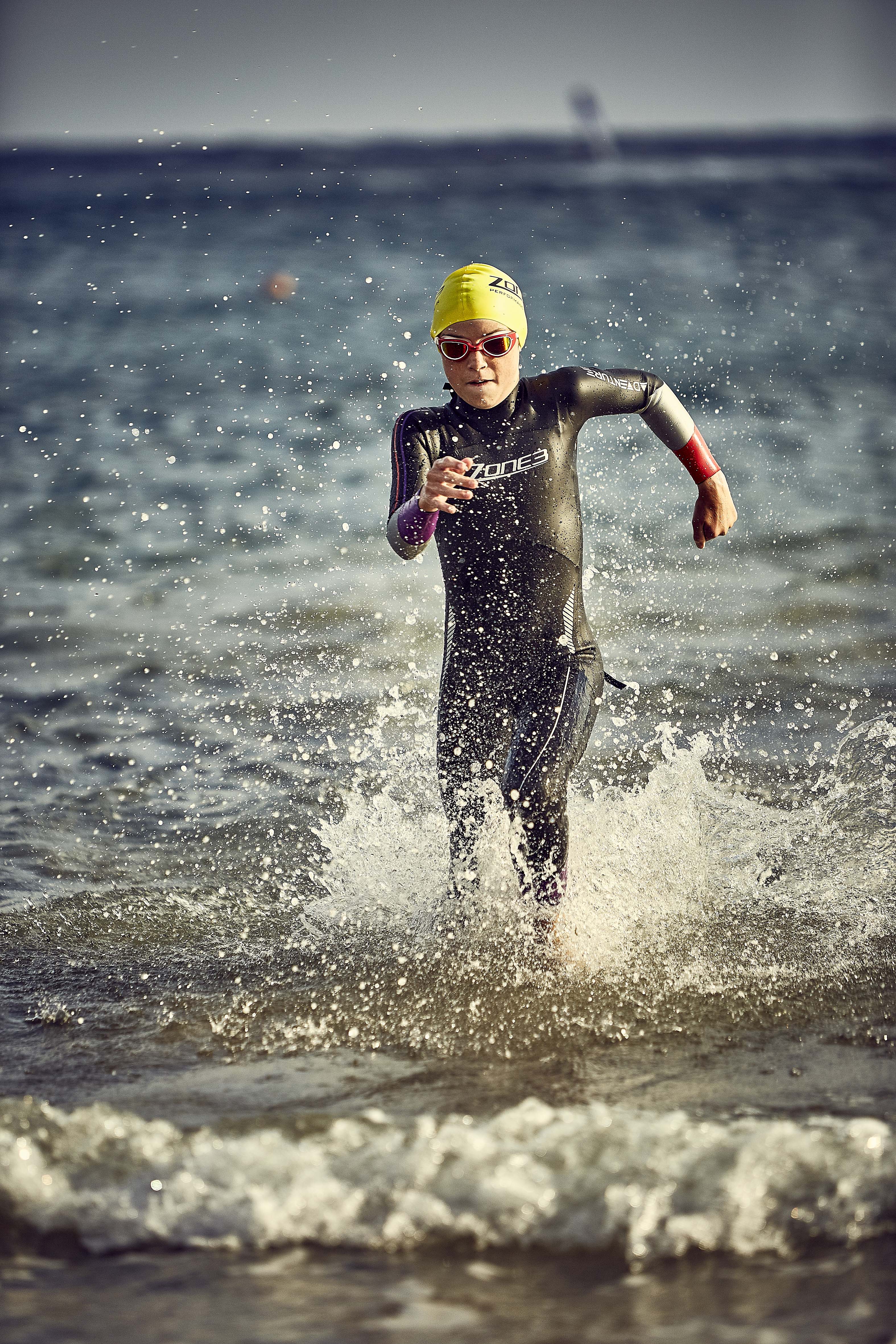 Zone3 Kids Adventure Triathlon/Open Water Swimming Wetsuit - 7