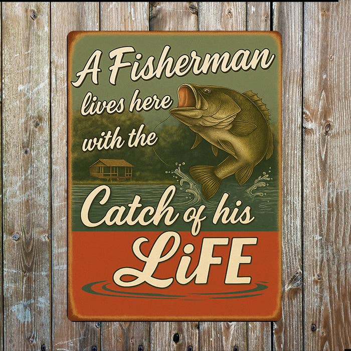 Metallskylt i vintagestil – A Fisherman lives here... 20x25cm