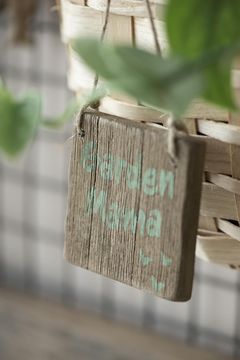 Träskylt – Garden Mama med hänge 7x7cm