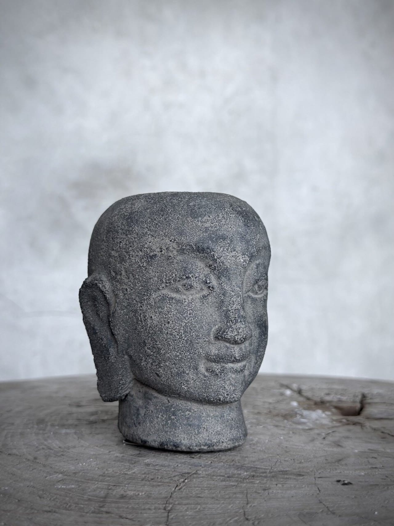 Ljushållare BUDDHA YONO i sten – Grå med kalt huvud Ø8cm H9,5cm - 5