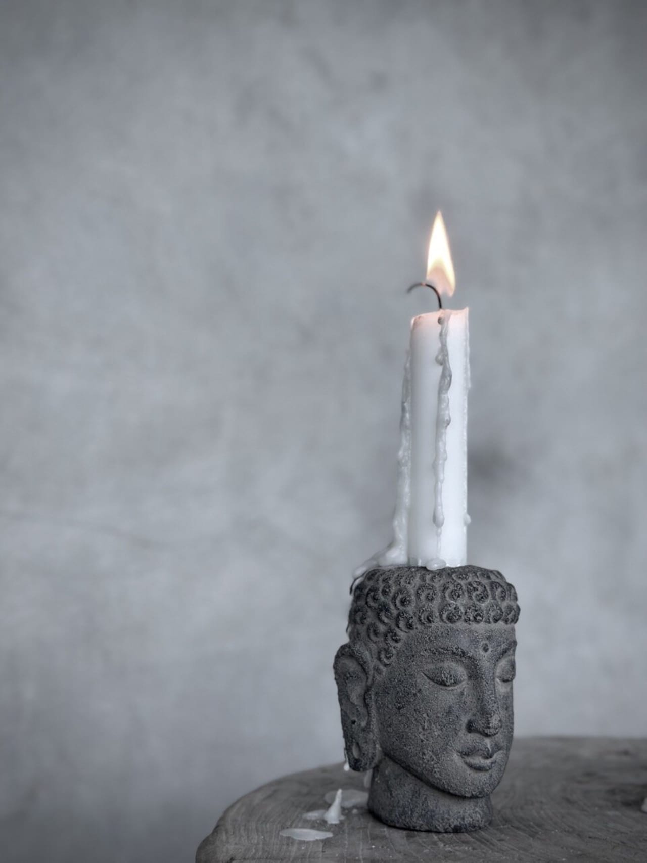 Ljushållare BUDDHA YONO i sten – Grå med krull Ø8cm H9,5cm - 2