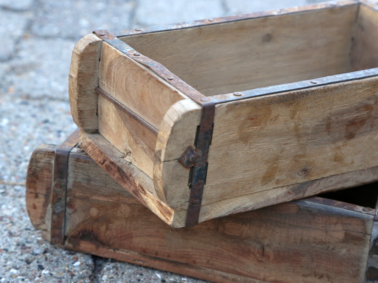 MURSTENSFORM I TRÄ, LITEN TRÄLÅDA UNIK 15x31cm - 2