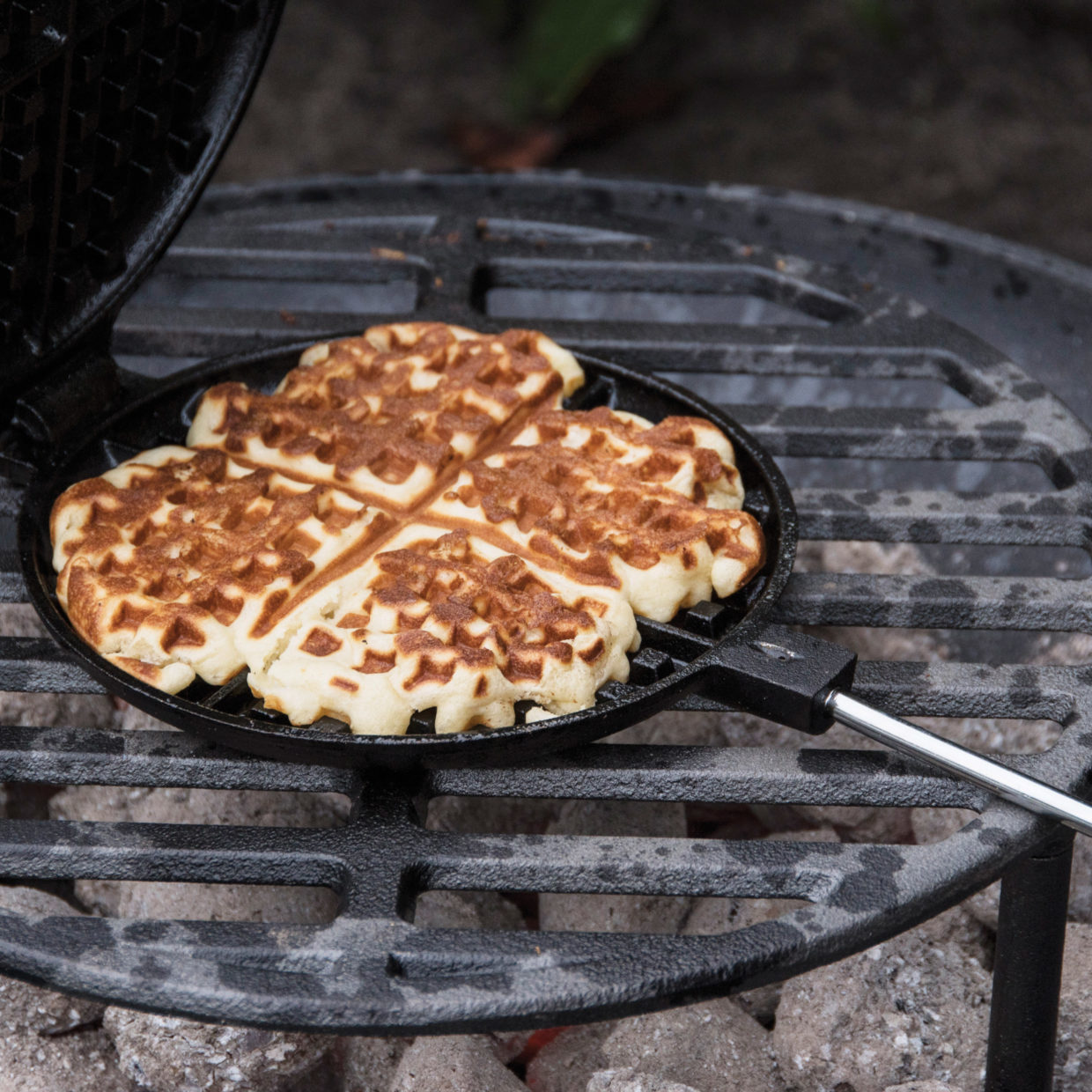 Våffeljärn i gjutjärn för öppen eld & grill