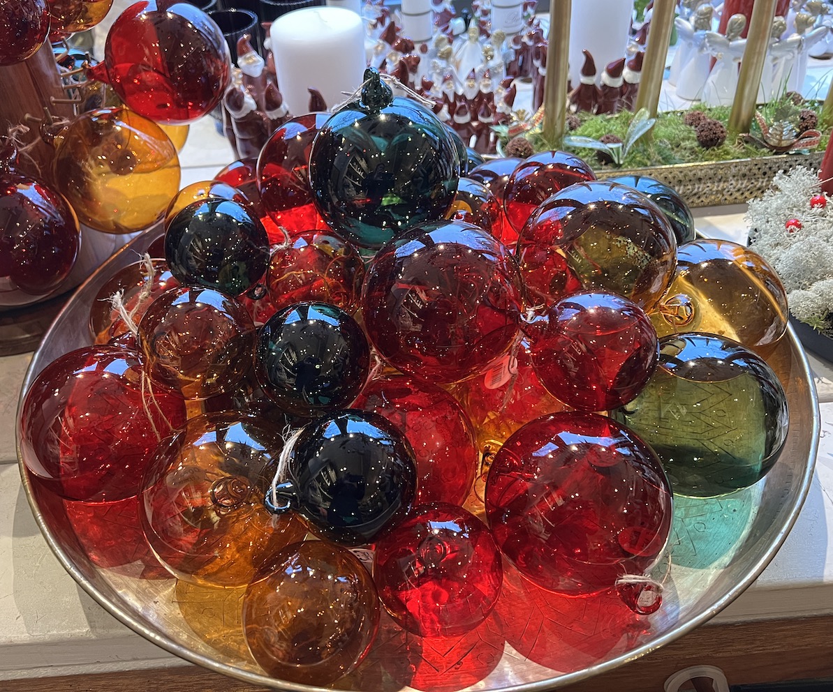 Julkula i munblåst glas – GRÖN stor Ø:10cm - 2