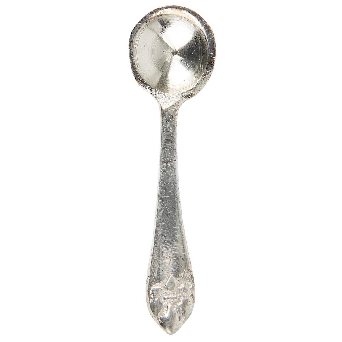 Saltsked mini i silverfärgad metall 5,5cm