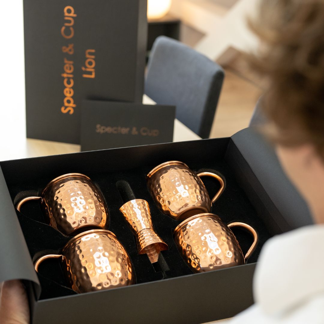 Moscow mule Muggar i äkta koppar, set med 4 muggar med drinktillbehör, Lion - 5