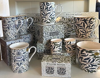 Bordstabletter i Morris' mönster Willow Bough, undersida i kork 4-pack
