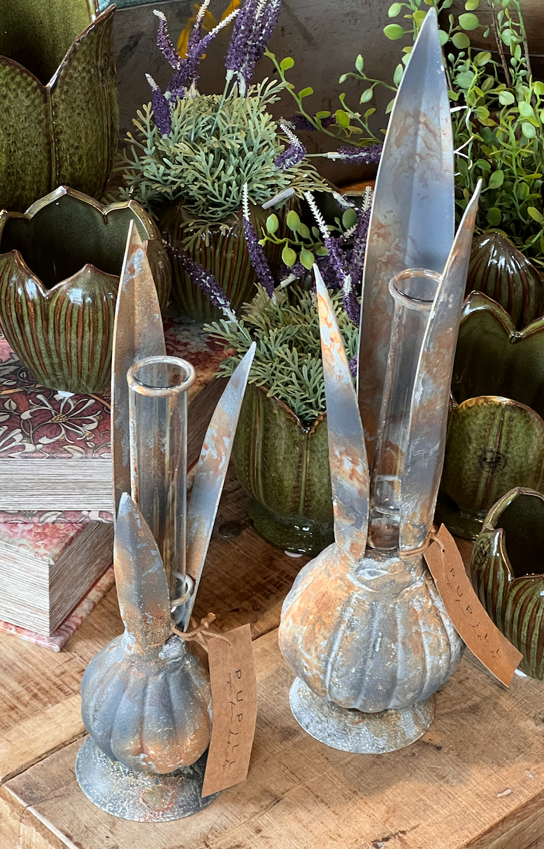 Allium Vas i järn - liten H:30cm - 2