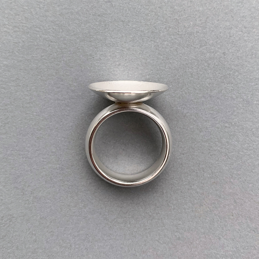Ring med präglat blad - 2