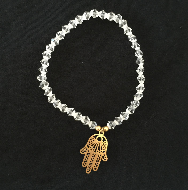 Armbandet till förmån för nomadbarn.