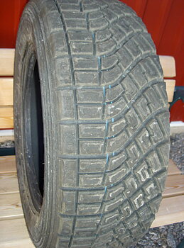 Kumho Ecsta R800R