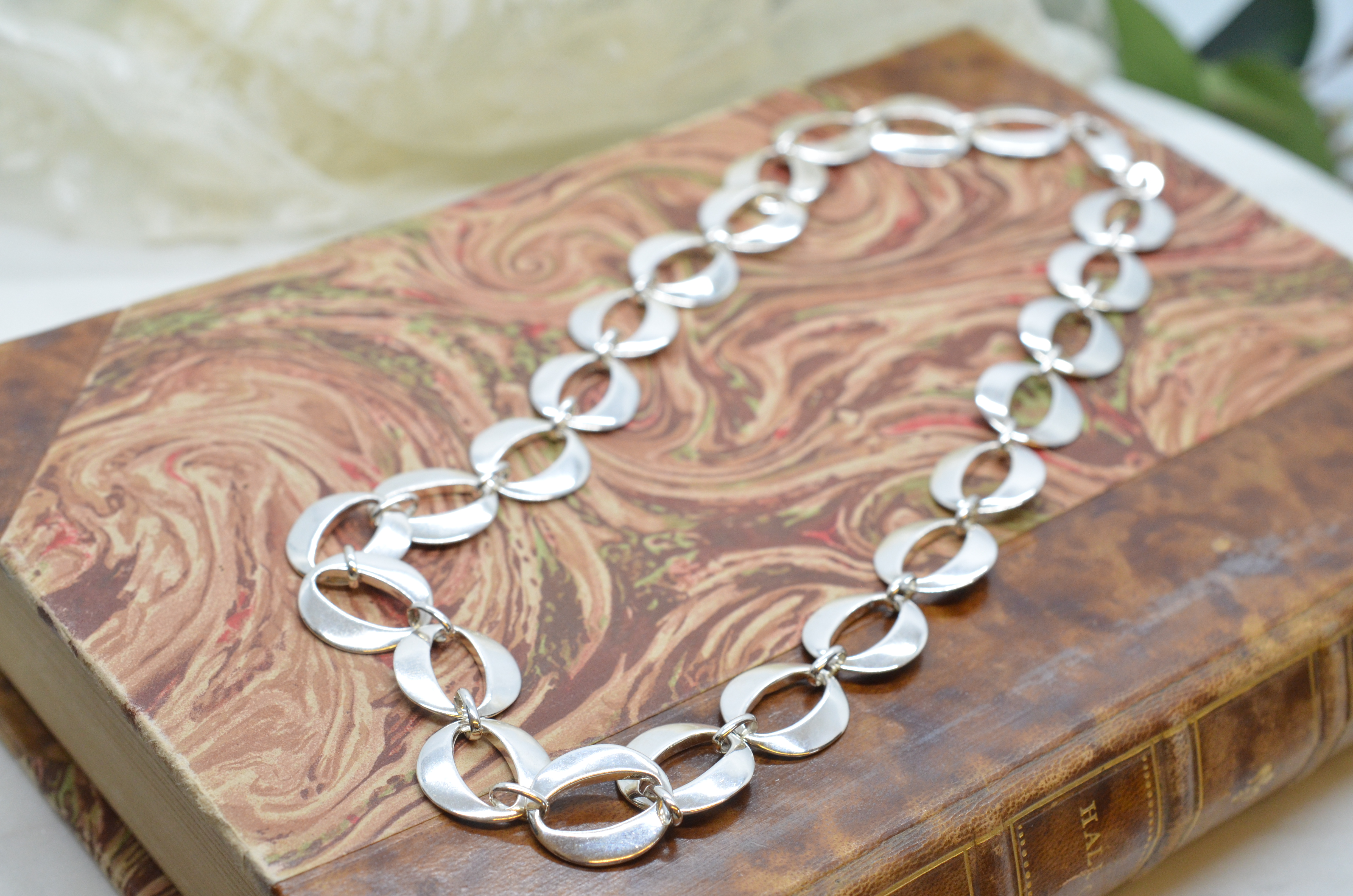 Second Hand silver necklace