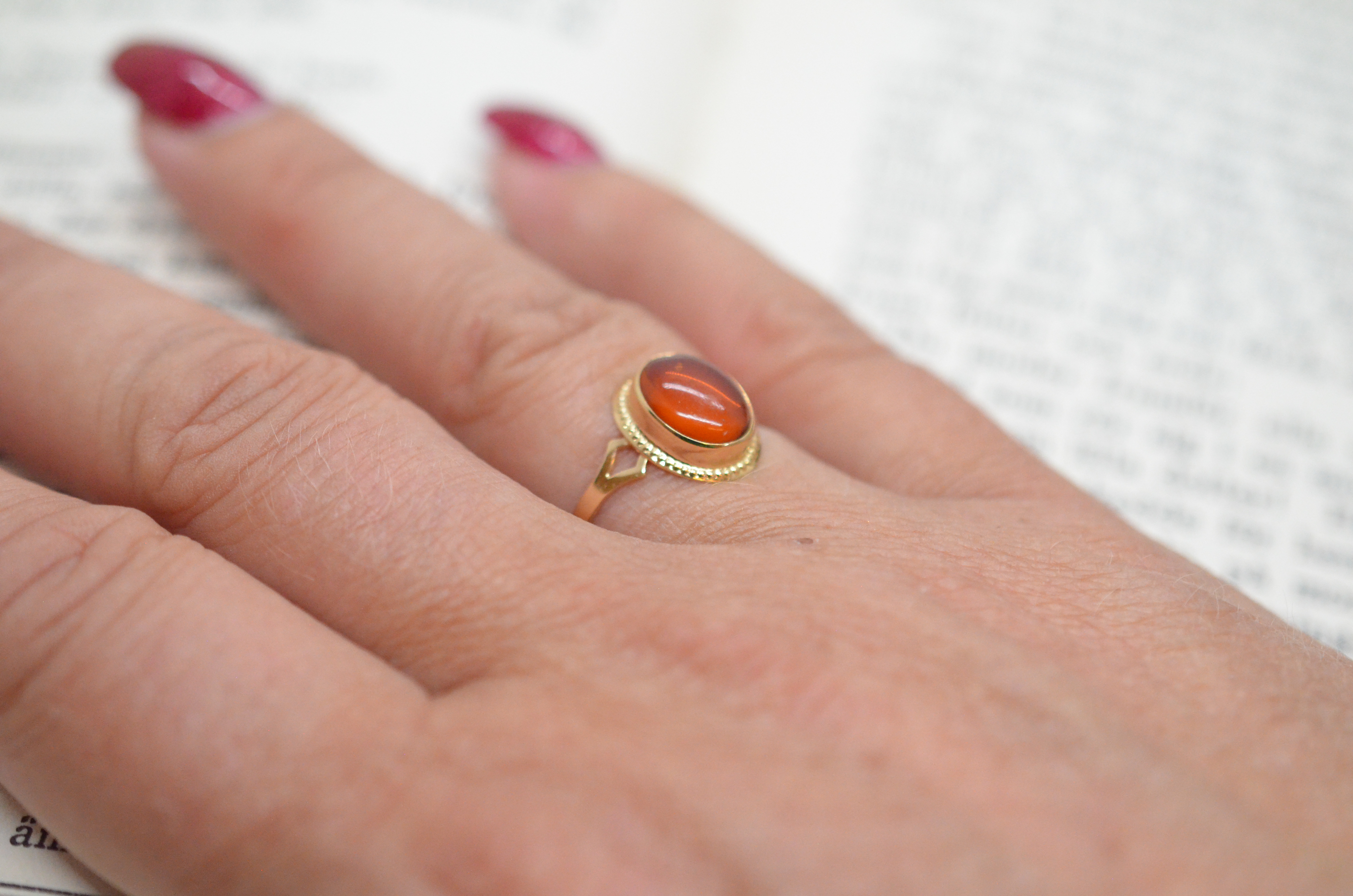 Second Hand 18k ring with amber - 4