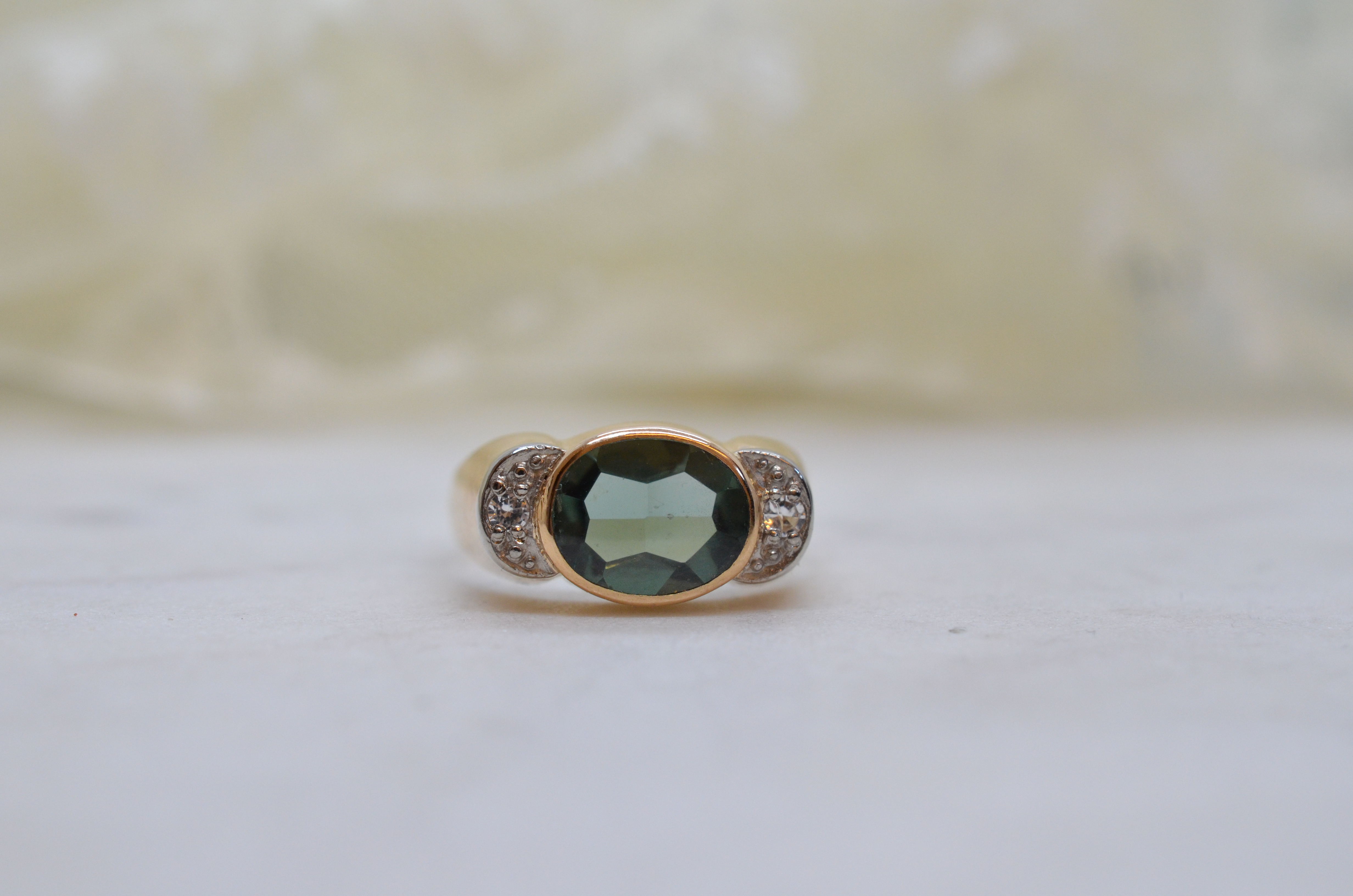 Vintage 18k ring with green stone, 1961 - 2