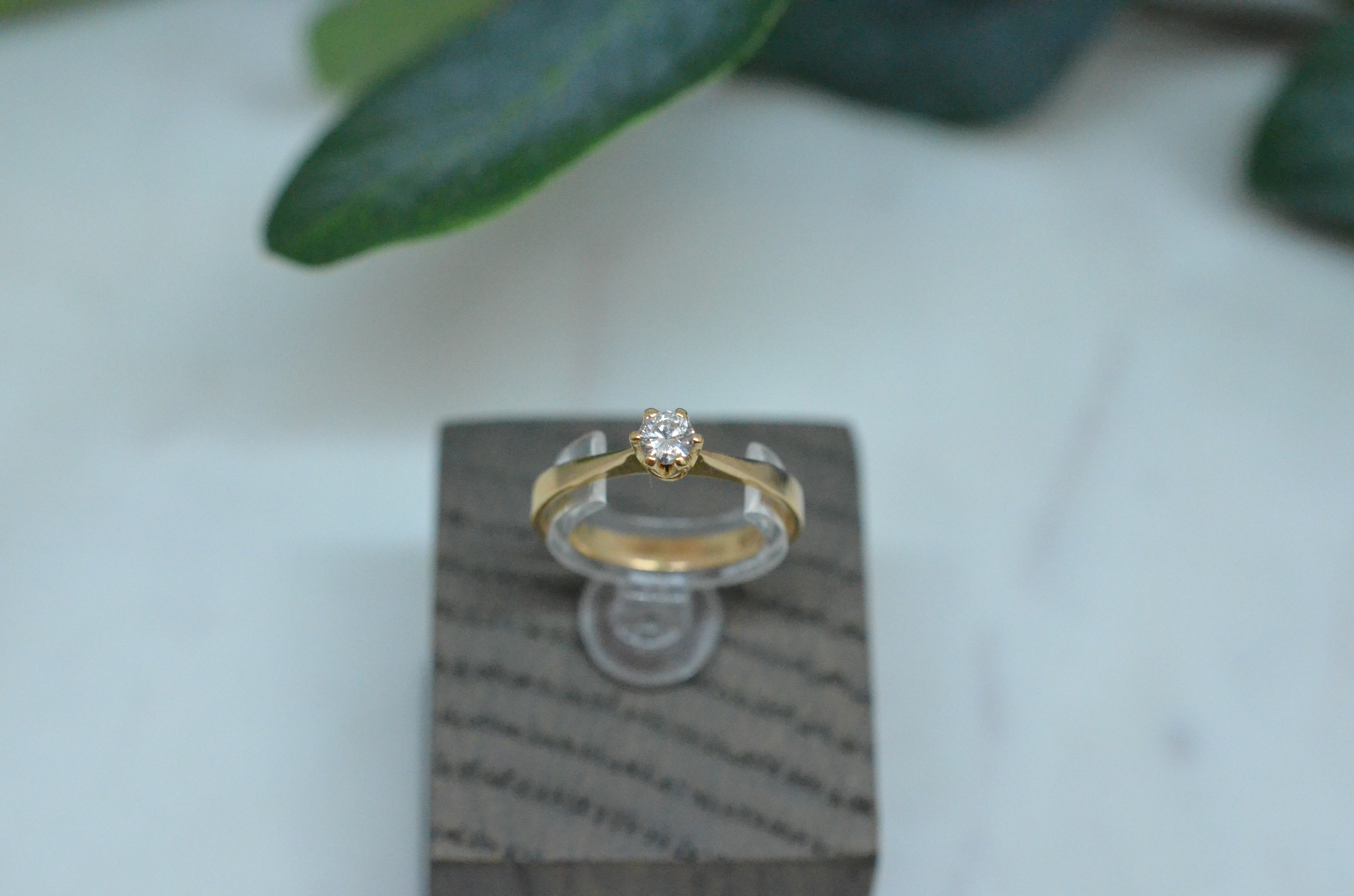 Second Hand diamond ring 0.15ct - 6