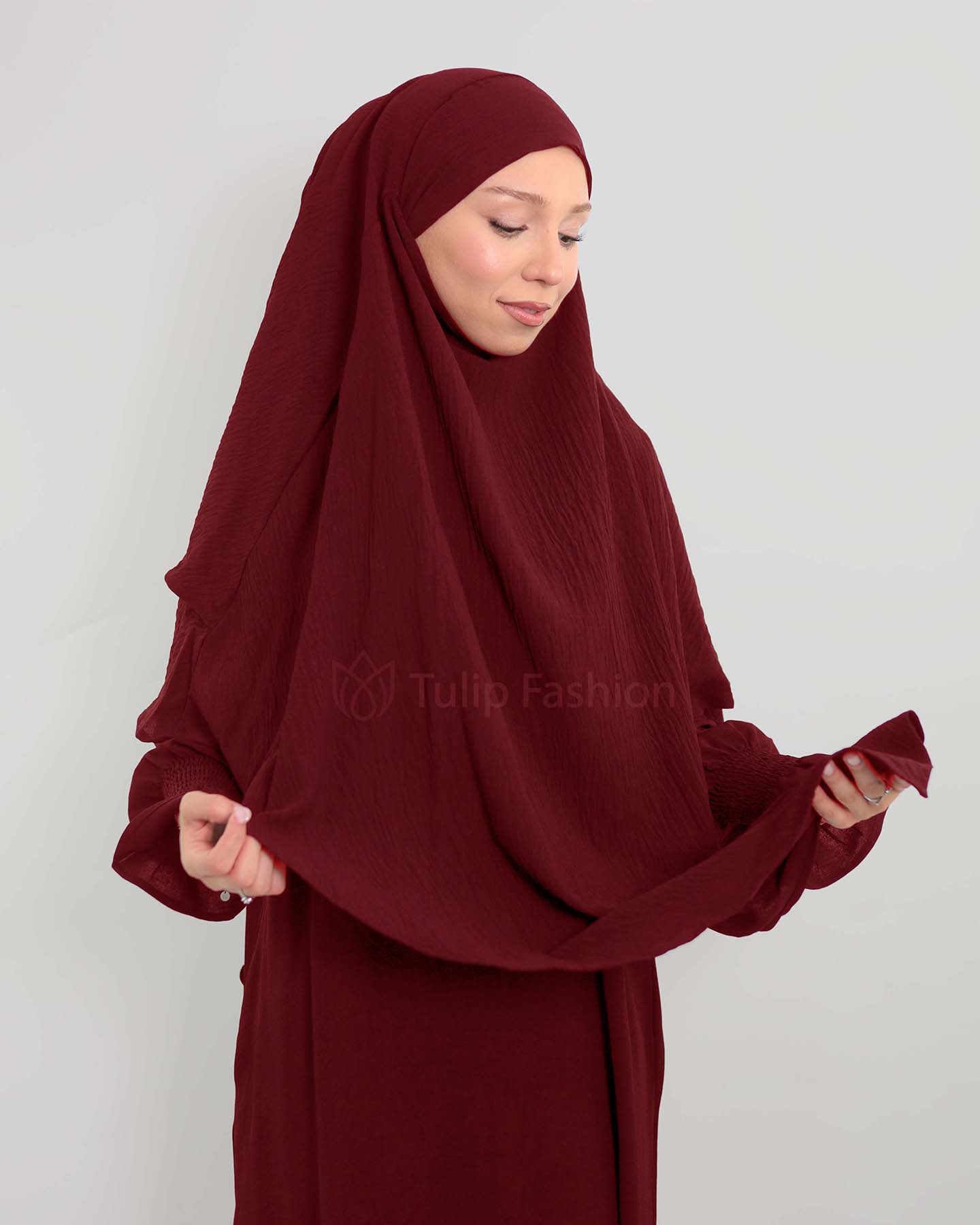 Maryam  Khimar - Maroon