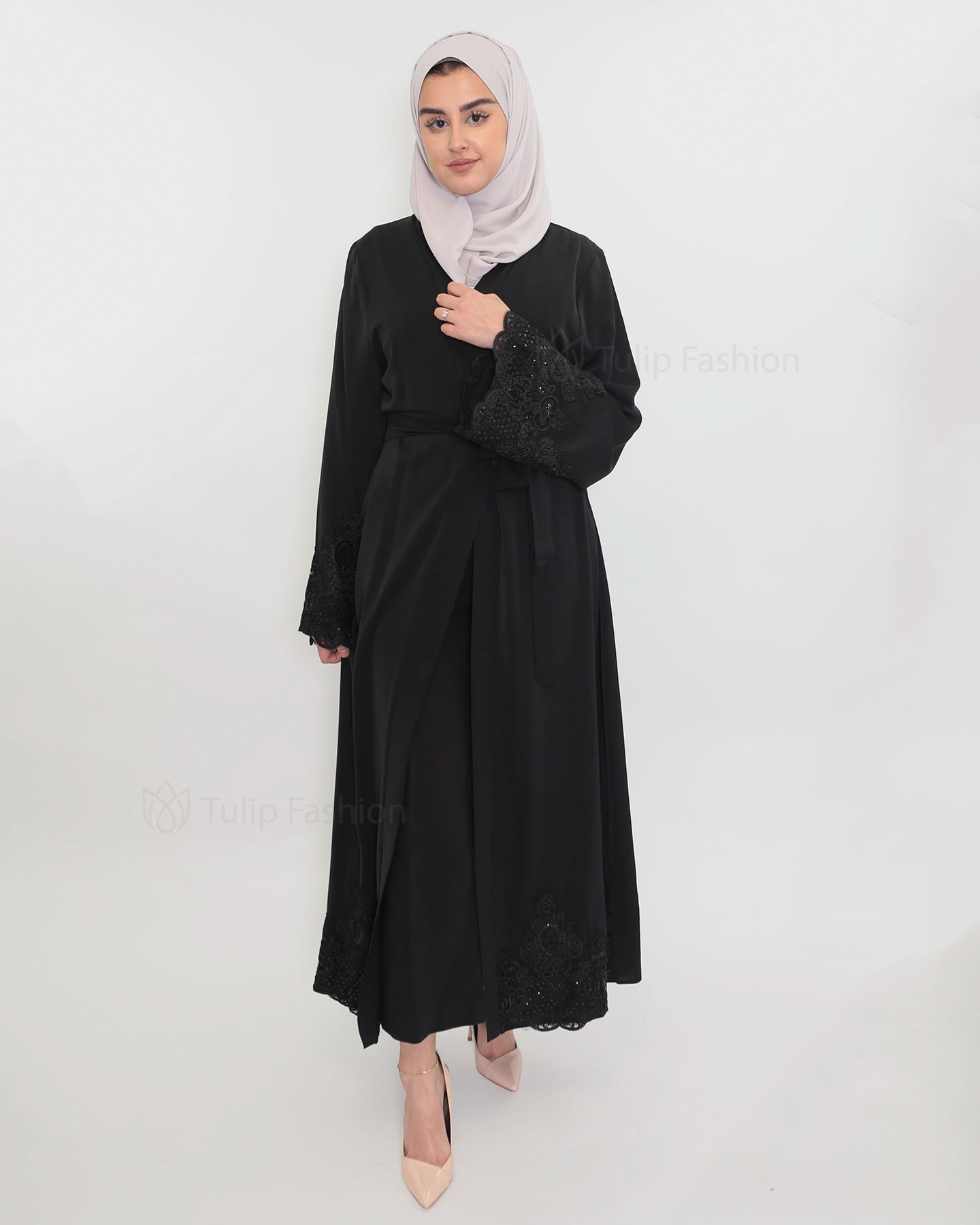 Dantelle Open Abaya - Black