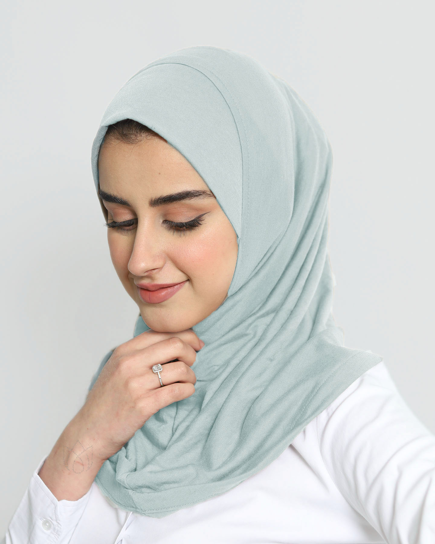 Hijab - Al Amira - One Piece - Light Gray