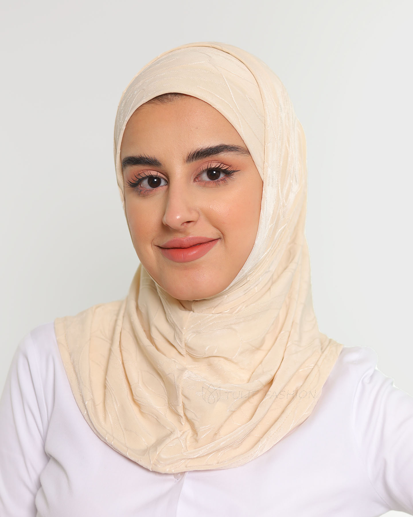 Hijab Al Amira Dekorerad Lycra - Light Beige