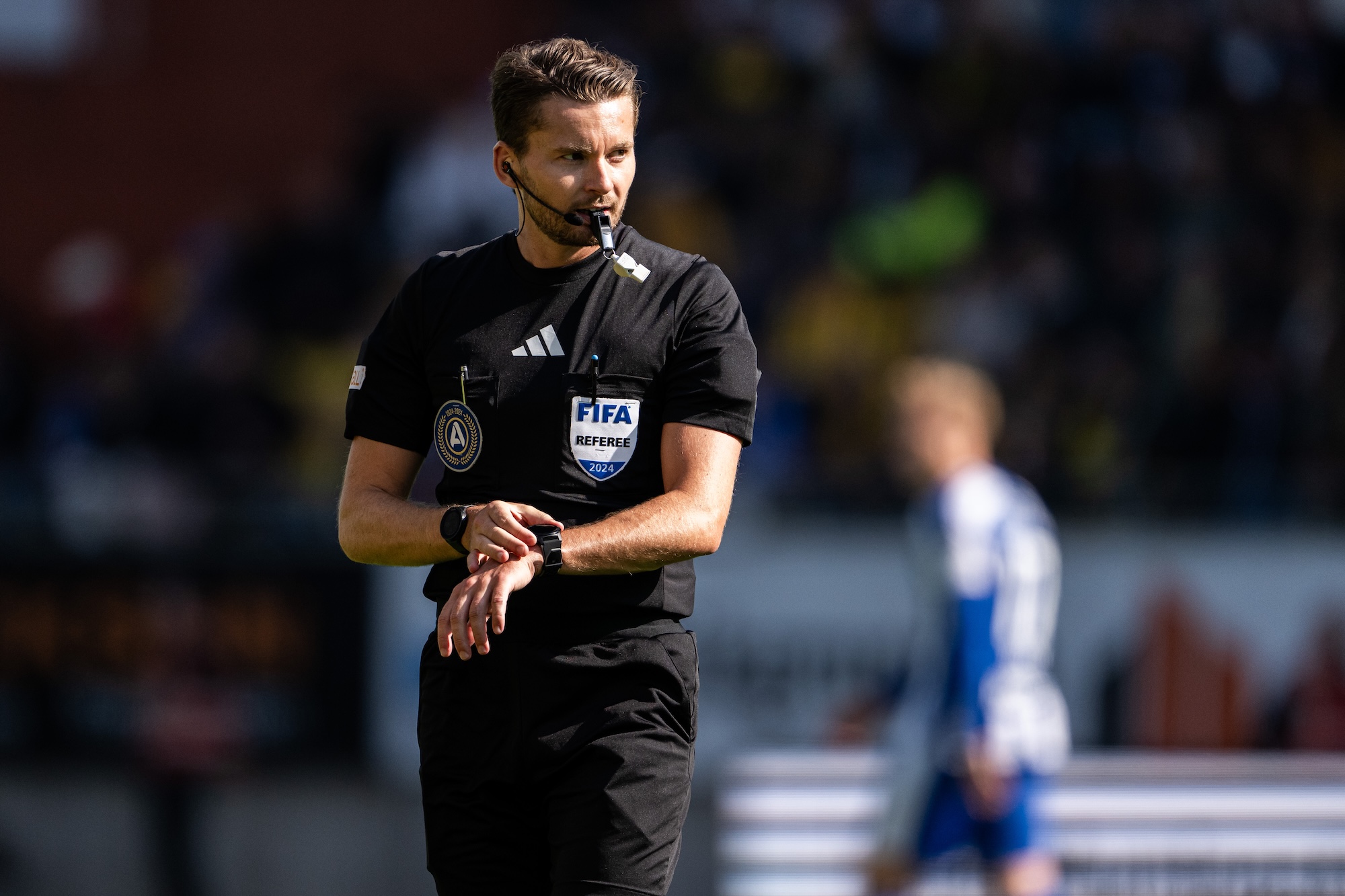 Interview FIFA-Schiedsrichter Joakim Sars 