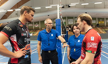 Nyhet: Svenska Volleybollförbundet satsar på Spintso Refcom II Pro 2025-09-24
