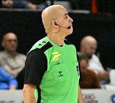Noticia: La Federación Francesa de Balonmano amplía el uso de Refcom II & Refcom II Pro 2026-10-13